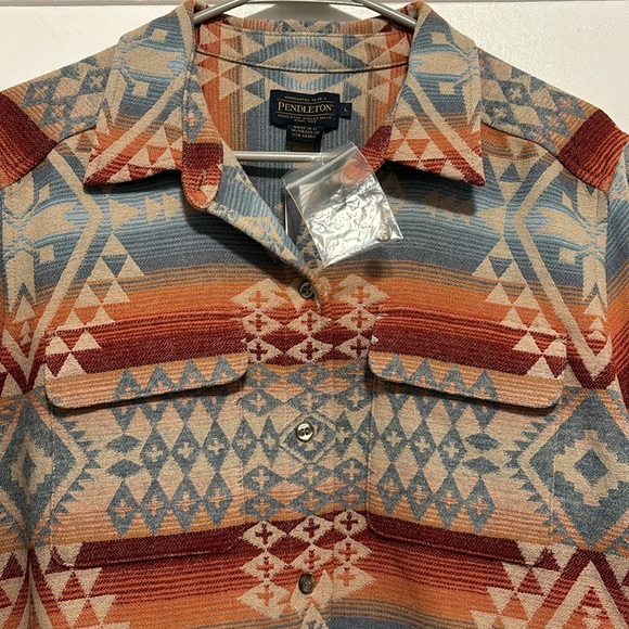 Pendleton wool button up shirt - Picture 4 of 5